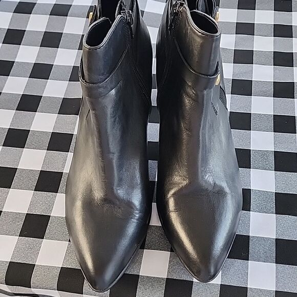 Anne Klein Black Leather Upper Pointed Chelsey I~flex ankle boot Stylish Strap - Picture 16 of 16